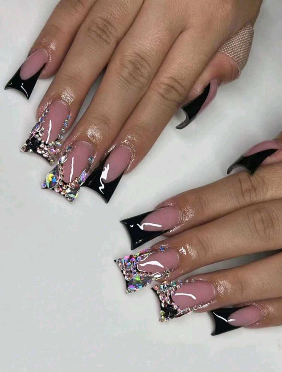 "Black Diamond" Press-Ons Nails